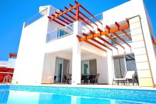 Villa in Coral Bay - Villa Eva