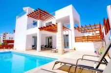 Villa in Coral Bay - Villa Eva