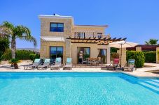 Villa in Coral Bay - Villa Airianna