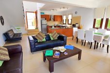 Villa in Coral Bay - Villa Airianna