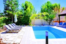 Villa in Coral Bay - Villa Ultima