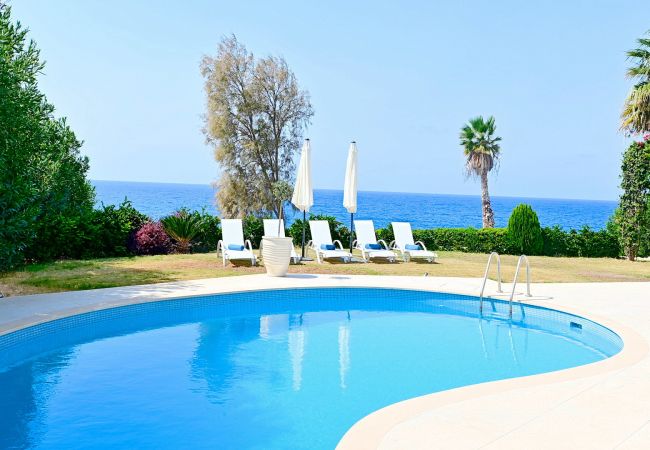 Villa in Coral Bay - Villa Amalfi