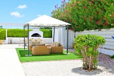 Villa in Coral Bay - Cecilia Coral