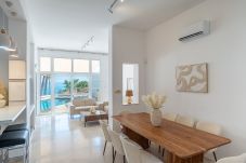 Villa in Coral Bay - Villa Coral Retreat